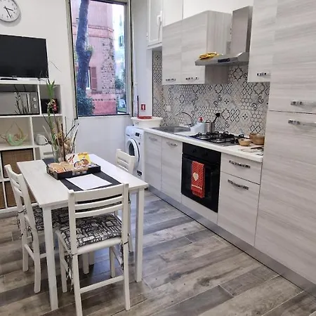 R.&T. Suite House Roma-3